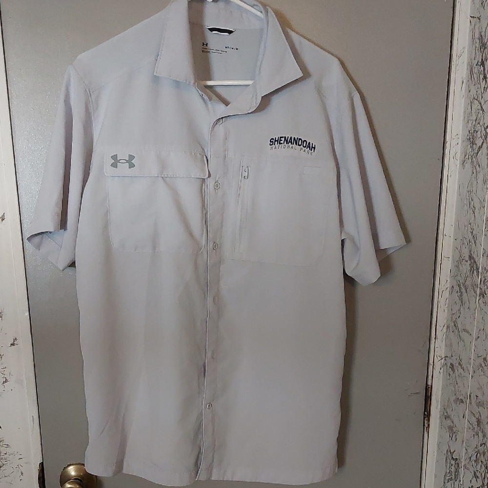 Under Armour Light Gray Short Sleeve Shirt